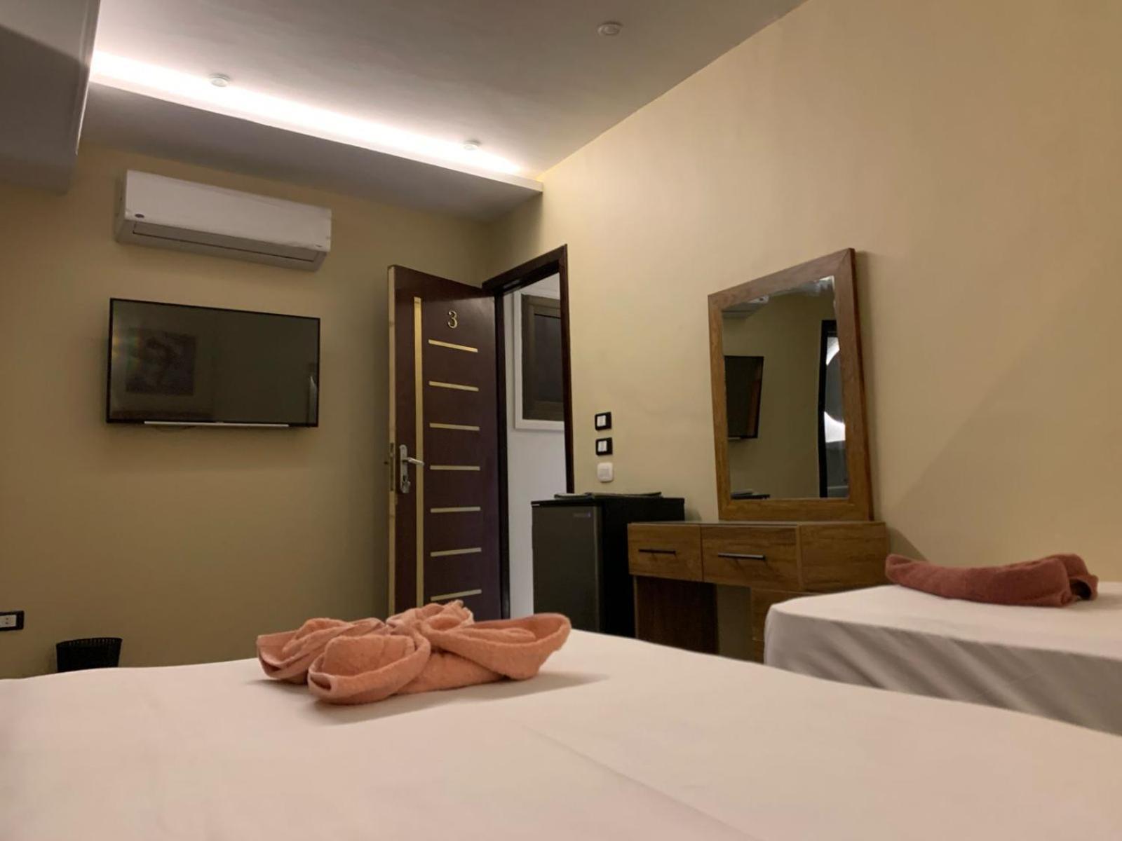 Heaven Hostel Kairo Bagian luar foto