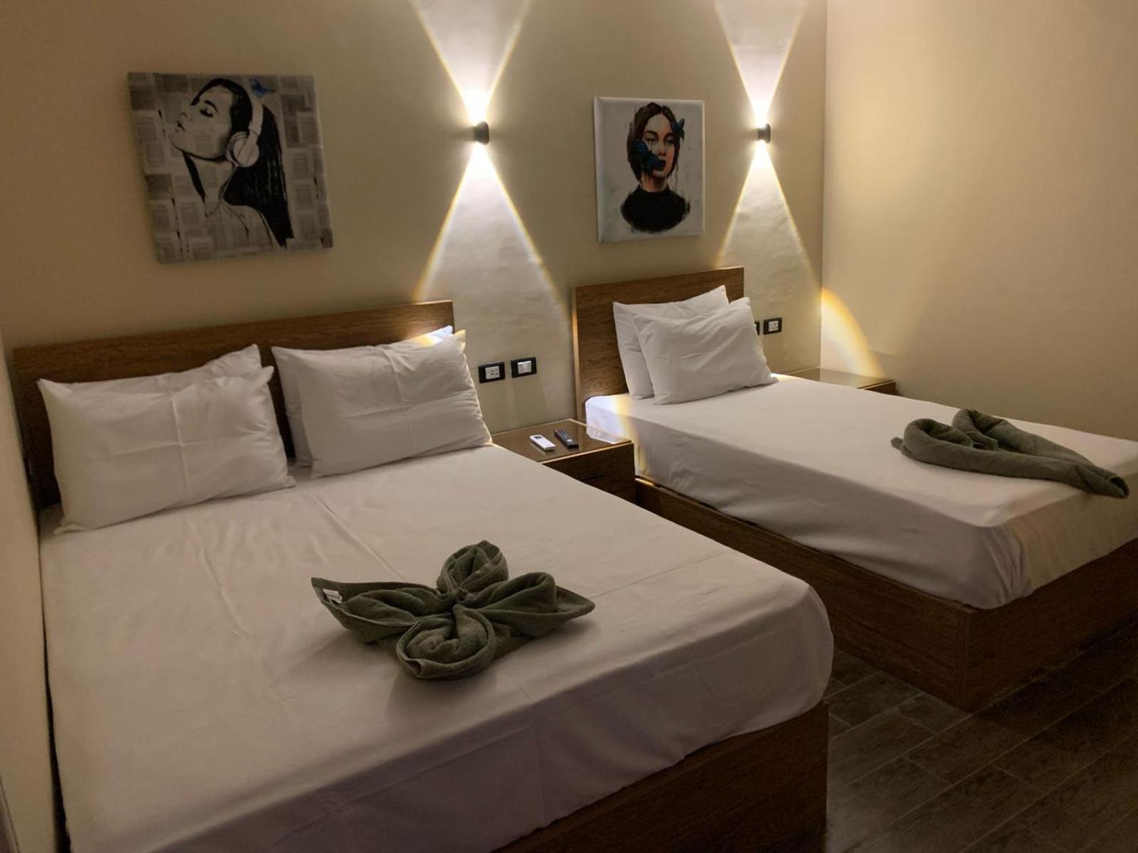 Heaven Hostel Kairo Bagian luar foto