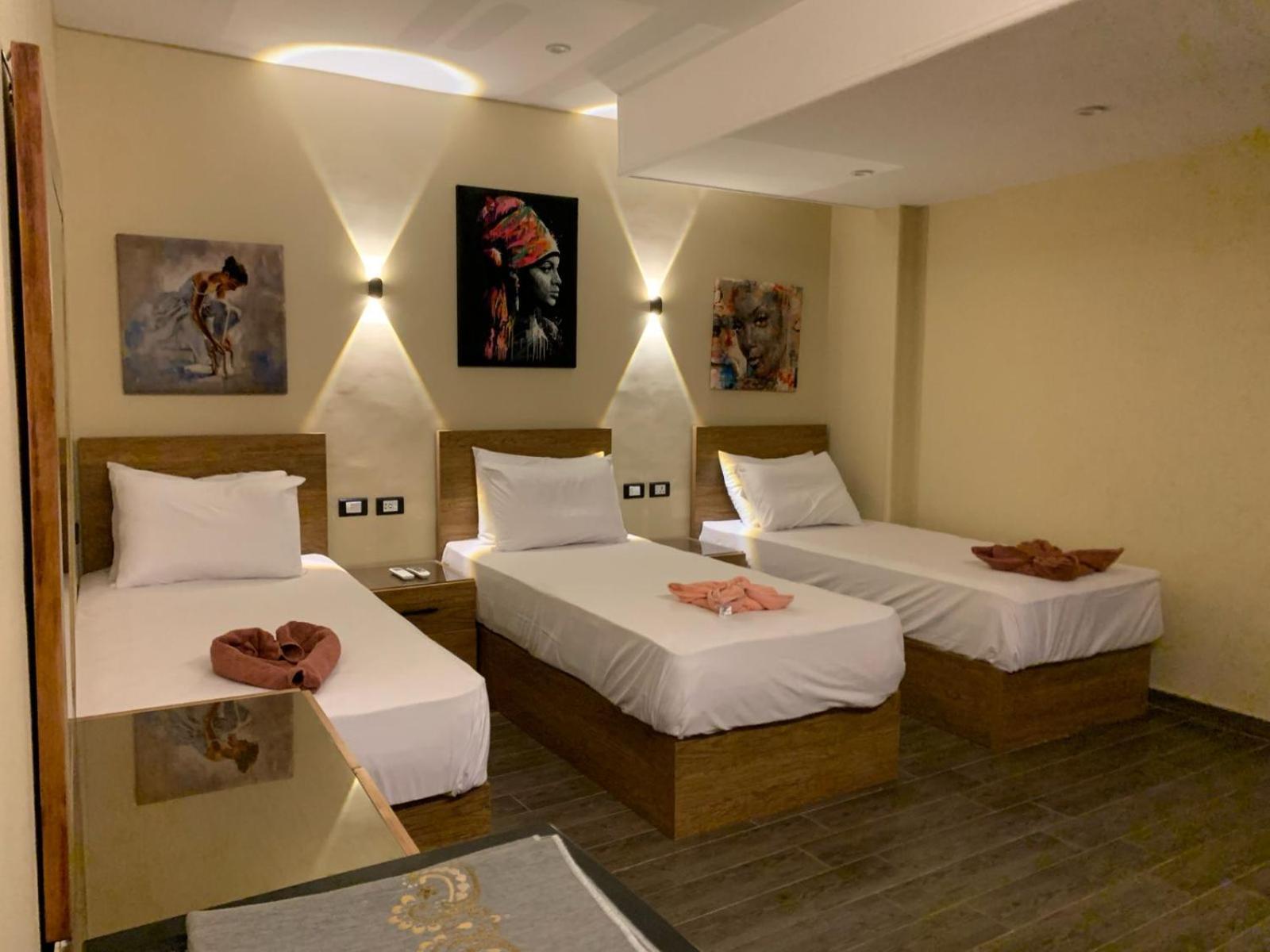 Heaven Hostel Kairo Bagian luar foto