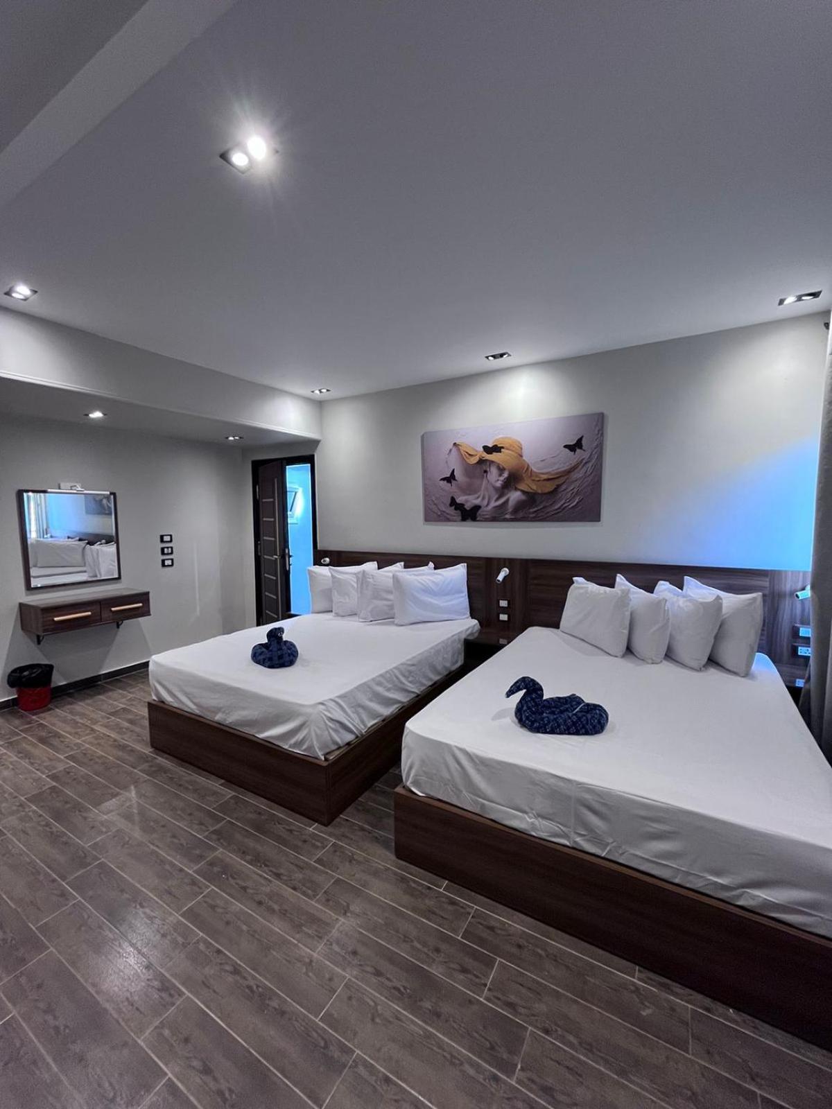 Heaven Hostel Kairo Bagian luar foto