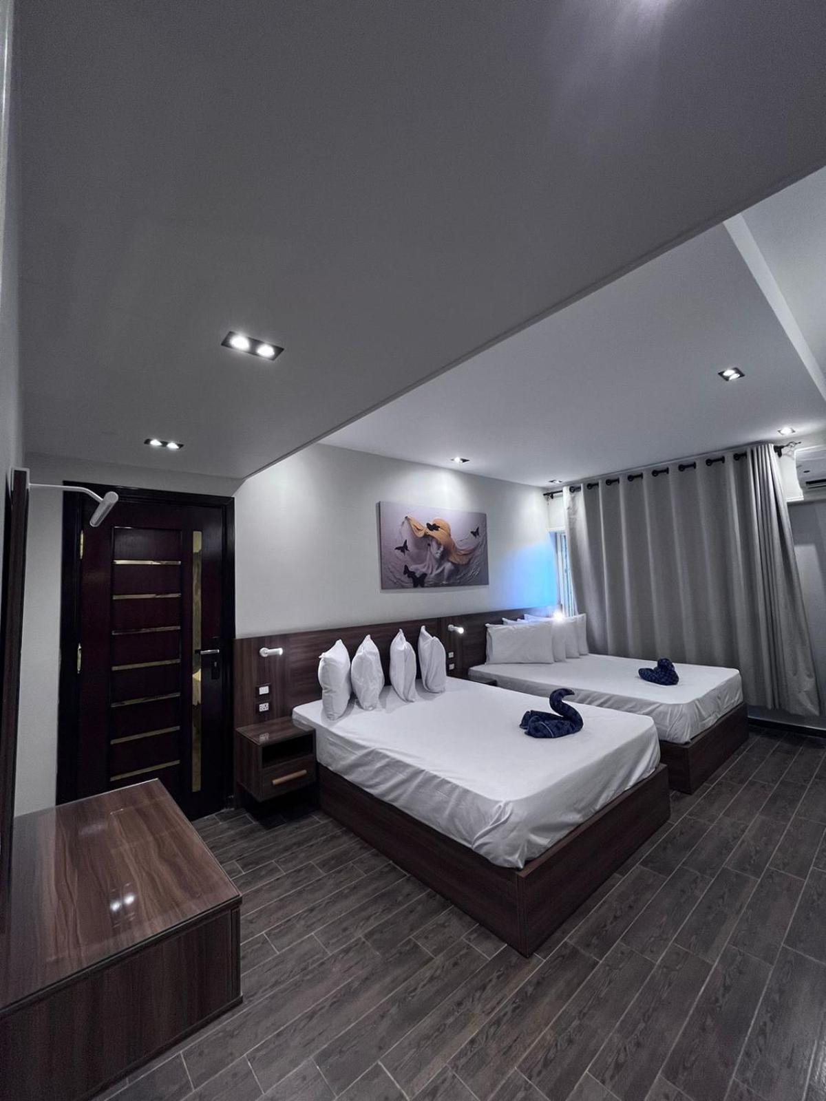 Heaven Hostel Kairo Bagian luar foto